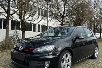 VW Golf 165.000 km 8.300 &euro; Esslingen 73730