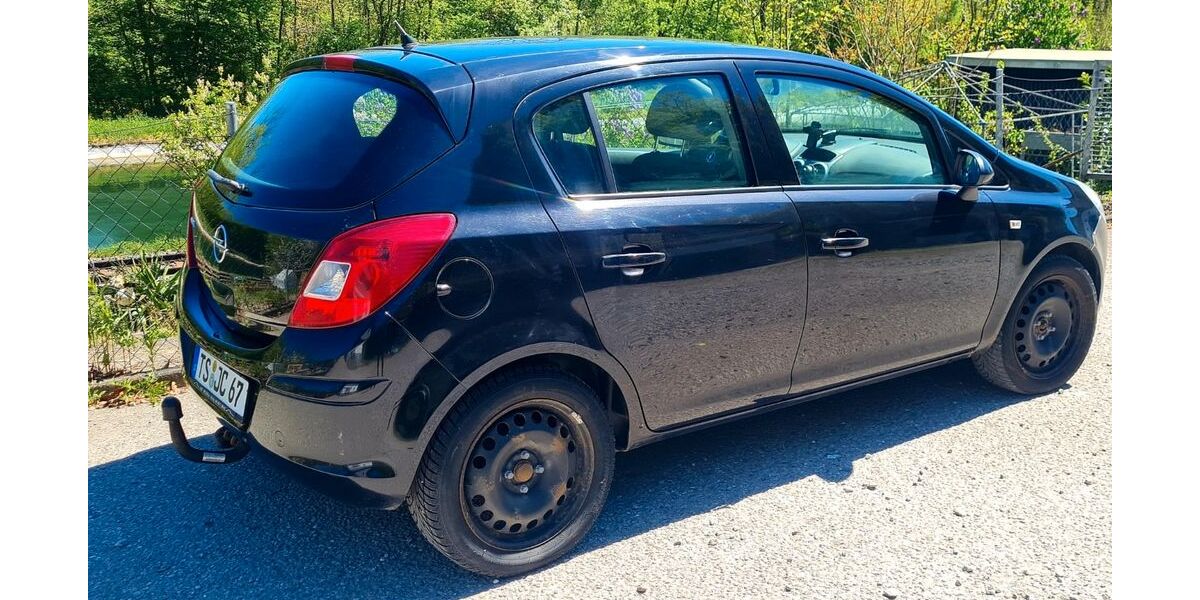 Opel Corsa 135.631 km 2.222 &euro; Traunreut 83301