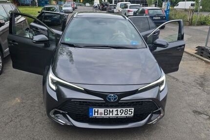 Toyota Corolla Verso 62.000 km 22.500 &euro; Kassel 34127