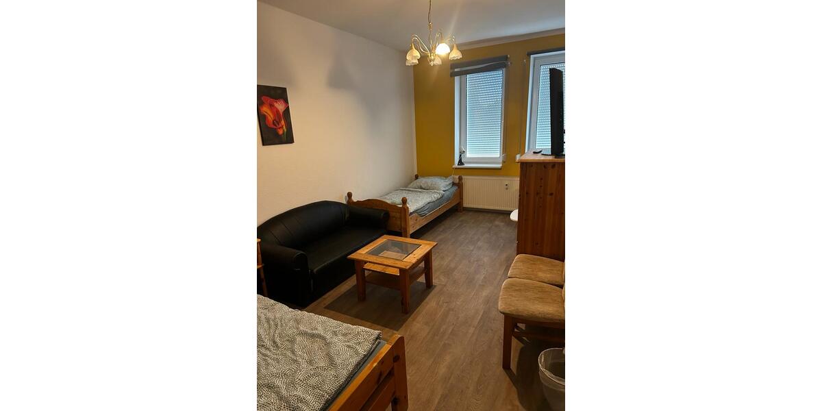 Hochparterre Arnstadt - 5 Zimmer, 112 m&sup2;, 850&euro; | Angebot:25416133