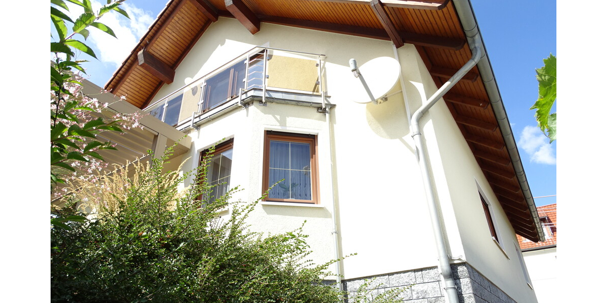 Wohnglück für Familien- Neuwertiges Einfamilienhaus mit Einliegerwohnung 7 zimmer