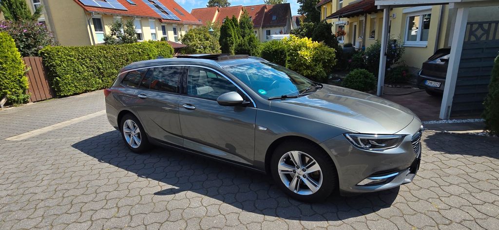 Opel Insignia 112.000 km 12.800 &euro; Berlin 13127