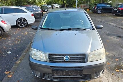 Fiat Punto 50.371 km 2.000 € Düsseldorf 40237