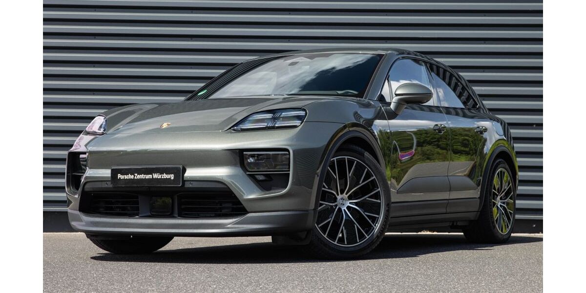 Porsche Macan 8.900 km 102.890 € Estenfeld 97230