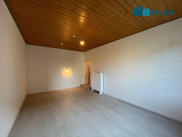 Etagenwohnung Essen Stadtbezirk VI - 5 Zimmer, 128 m&sup2;, 1.000&euro; | Angebot:24792873