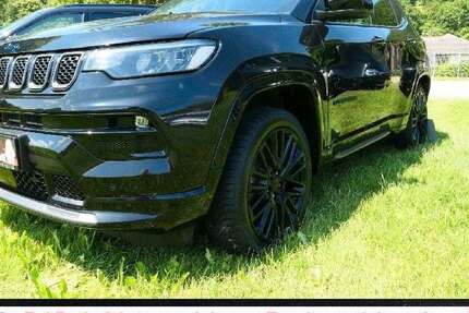 Jeep Compass 84.600 km 22.350 &euro; Pappenheim 91788