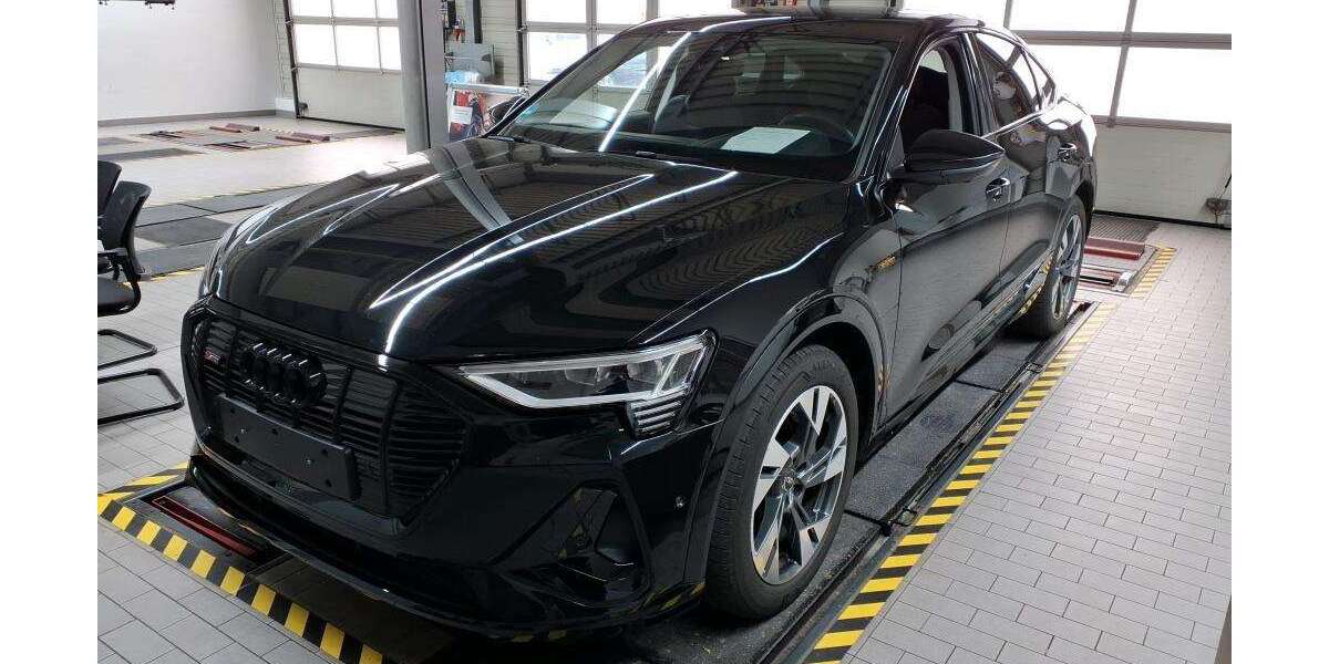 Audi e-tron 37.799 km 33.840 &euro; Hagen 58091