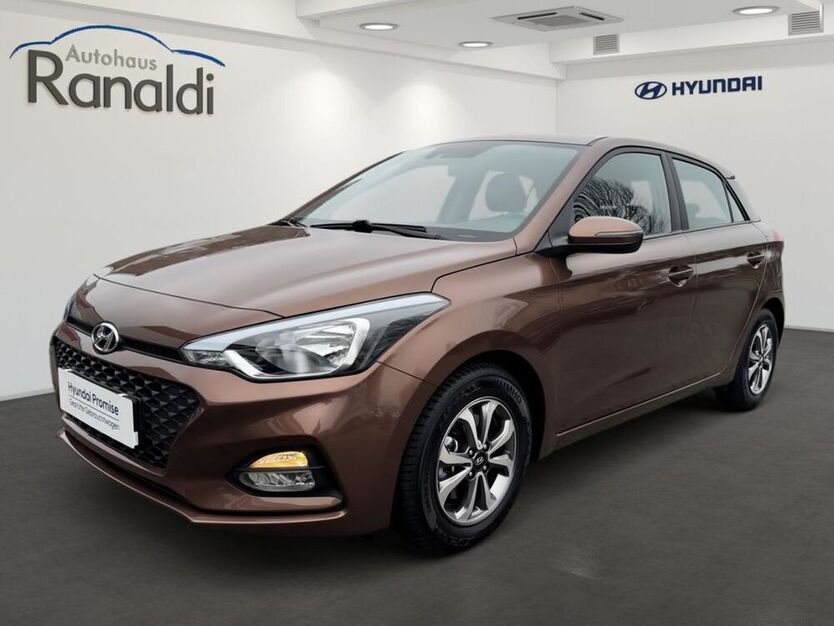 i20
