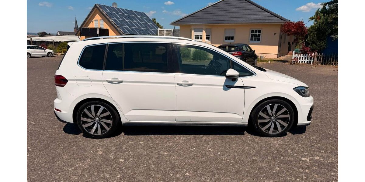 VW Touran 188.000 km 16.400 &euro; Speicher 54662