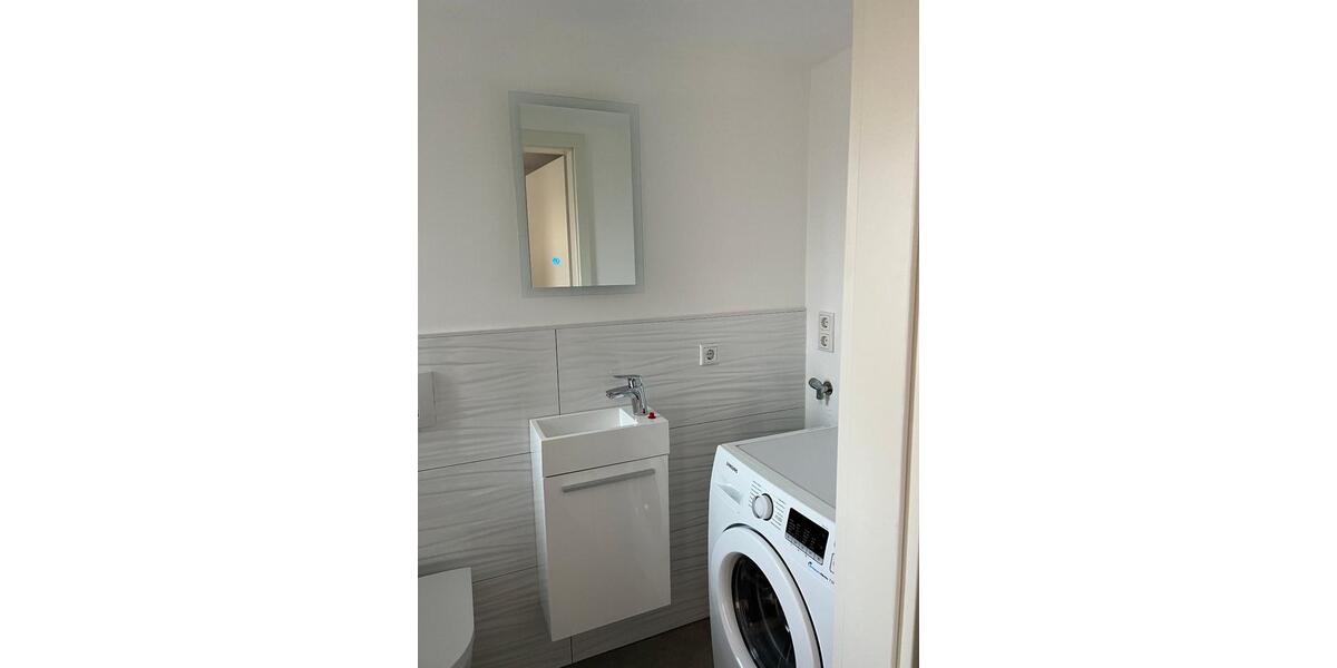 Einfamilienhaus Wiesbaden - 4.5 Zimmer, 110 m&sup2;, 1.695&euro; | Angebot:24740313