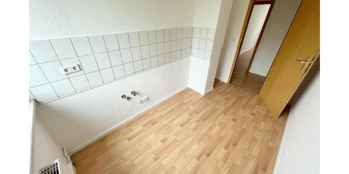 Gera-Langenberg! 4 Raum Whg. mit Balkon und Wanne! - Etagenwohnung Gera Langenberg | Angebot:26383800