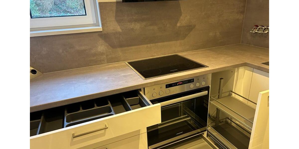 Luxus 2-Zi.Penthouse Whg,direkt an der Weser,EBK,Garage,Fahrstuhl 2 zimmer