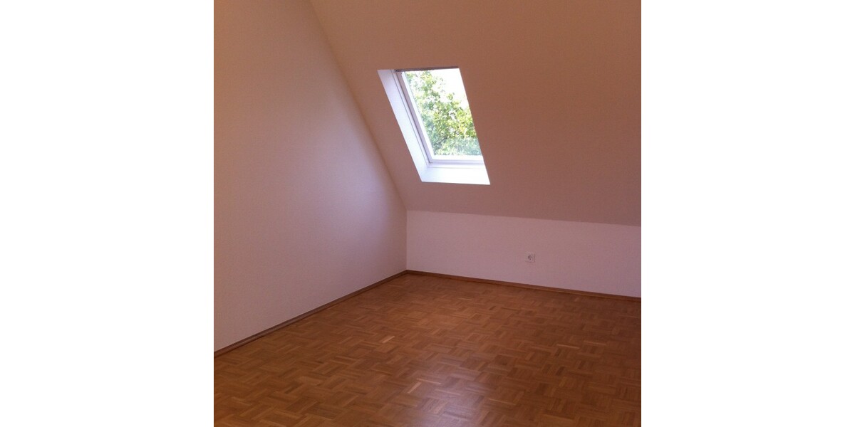 Essen-Frohnhausen 4,5 Zimmer - 120qm Maisonettewohnung mit modernem Bad - modernisiert - Penthouse - Maisonettenwohnung Essen Stadtbezirk III | Angebot:26490993