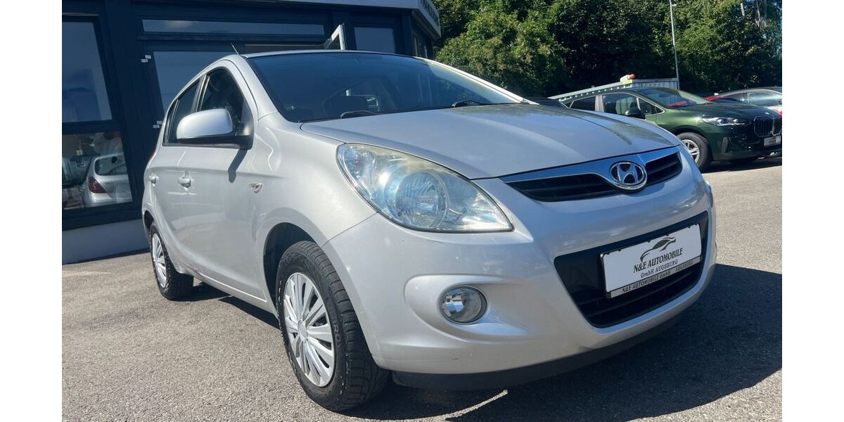 Hyundai i20 95.000 km 1.990 &euro; Augsburg 86165