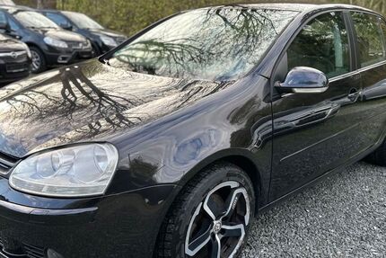 VW Golf 240.546 km 2.300 &euro; Siegen 57080