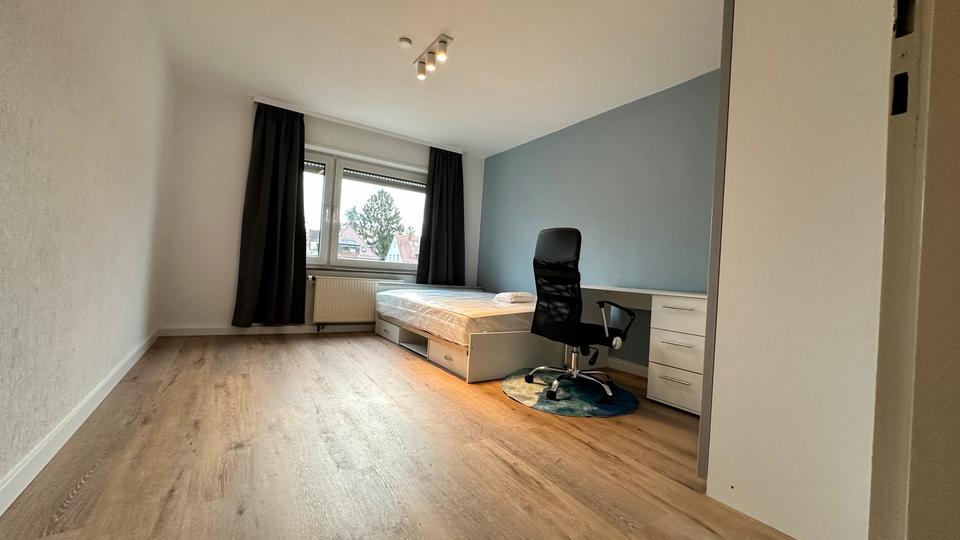 Wohnen auf Zeit Stuttgart Bad Cannstatt - 1 Zimmer, 16 m&sup2;, 690&euro; | Angebot:26395631