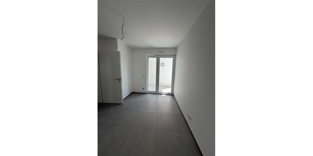 Luxus Wohnung mit 4 Zimmern und viel Platz + Privatem Garten in Sulzbach am Main - Appartement Sulzbach am Main | Angebot:27201721