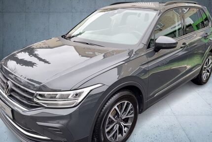 VW Tiguan 41.377 km 24.880 &euro; Frankfurt am Main 60528