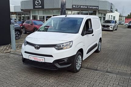 Toyota Proace City 15.296 km 21.790 &euro; Berlin 13403