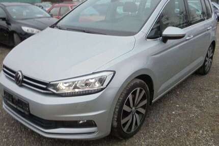 VW Touran 161.000 km 19.990 &euro; Gersthofen 86368