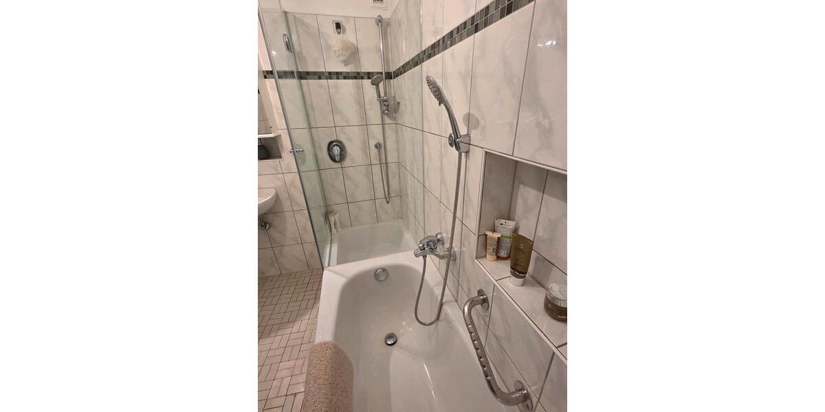 Erdgeschoßwohnung Stuttgart Bopser - 2 Zimmer, 75 m&sup2;, 1.380&euro; | Angebot:24956053