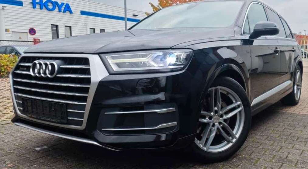 Audi Q7 247.027 km 24.566 € Mönchengladbach 41066