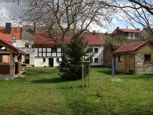 Haus zum Kaufen in Dessau-Roßlau 427.500 € 458 m²
