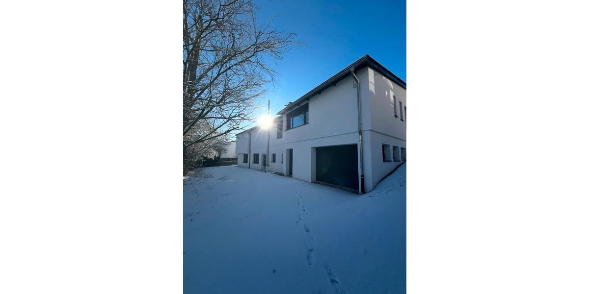 Einfamilienhaus Tuttlingen - 7 Zimmer, 260 m&sup2;, 999.999&euro; | Angebot:26777188