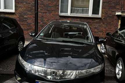 Honda Civic 216.600 km 3.000 € Dortmund 44143