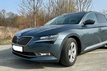 Skoda Superb 125.000 km 18.000 &euro; Hüllhorst 32609