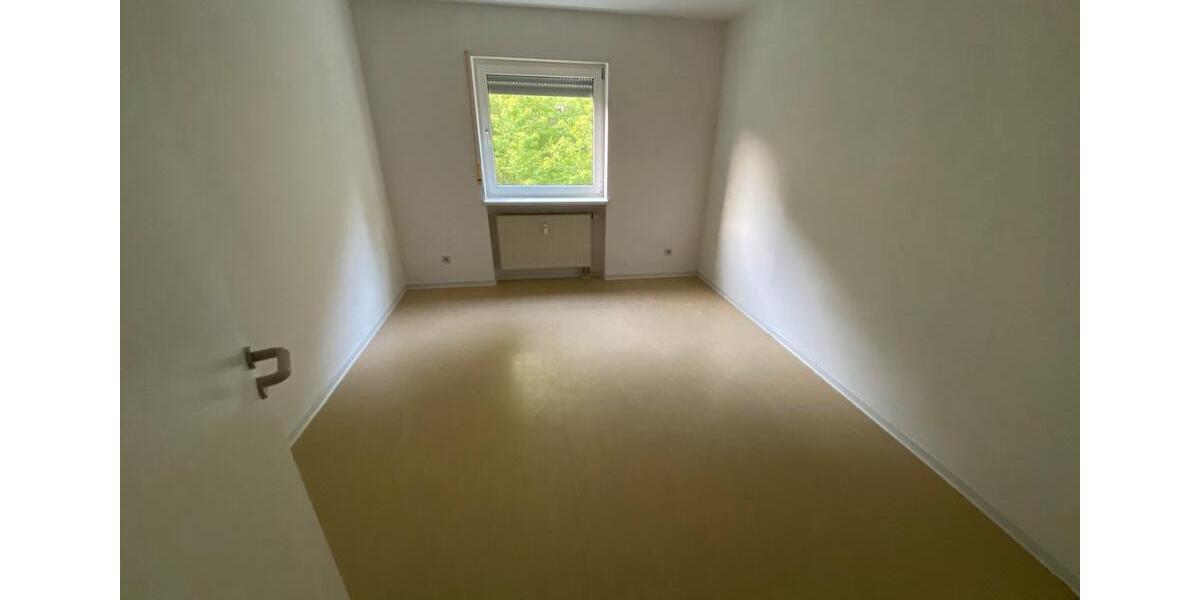 4ZKB in Ottweiler zentral zu vermieten. 4 zimmer