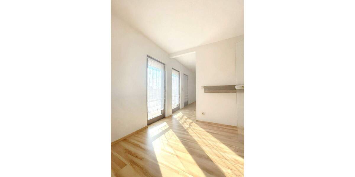 Einfamilienhaus Meerane - 5 Zimmer, 110 m&sup2;, 259.900&euro; | Angebot:25666436