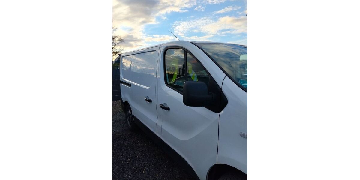 Renault Trafic 132.000 km 8.500 &euro; BONN 53121