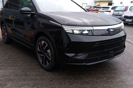 Opel Grandland (X) 3.306 km 29.990 € Beelitz 14547