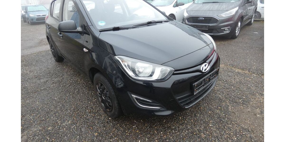 Hyundai i20 47.000 km 2.980 &euro; Neu-Ulm 89231