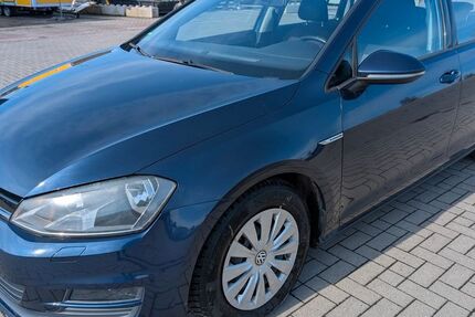 VW Golf 283.731 km 4.499 &euro; Gnoien 17179