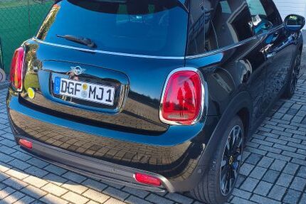 Mini Cooper SE 38.100 km 18.900 &euro; Haunersdorf 94436