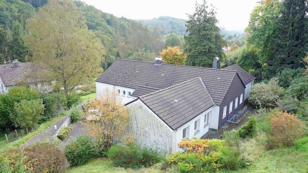 Haus zum Kaufen in Morsbach , Sieg 395.000 € 241 m²