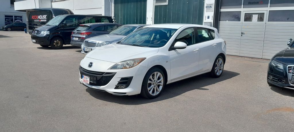 Mazda 3 93.000 km 7.600 &euro; Ansbach 91522