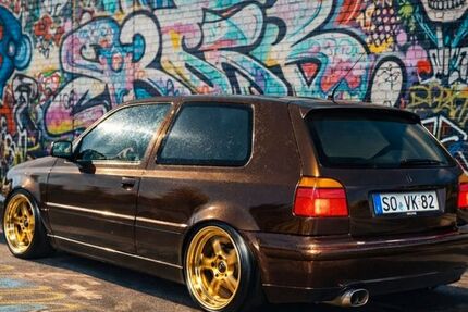 VW Golf 130.000 km 10.200 &euro; Boffzen 37691