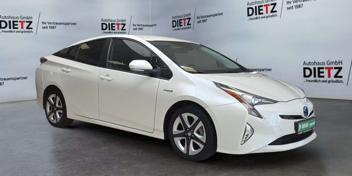 Toyota Prius 89.000 km 15.880 &euro; Wildau 15745