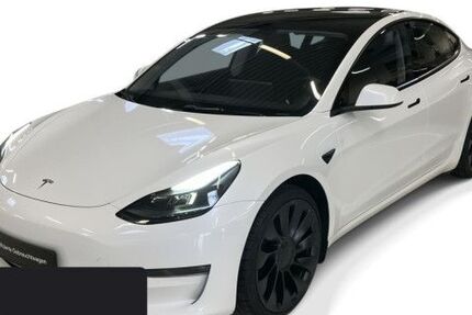 Tesla Model 3 52.536 km 32.600 &euro; Hanau 63457