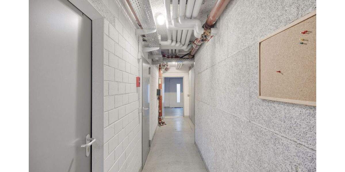 Top gepflegtes Neun-Familienhaus in guter Lage von Bergisch-Gladbach - Mehrfamilienhaus, Wohnhaus Bergisch Gladbach Gladbach | Angebot:23973693