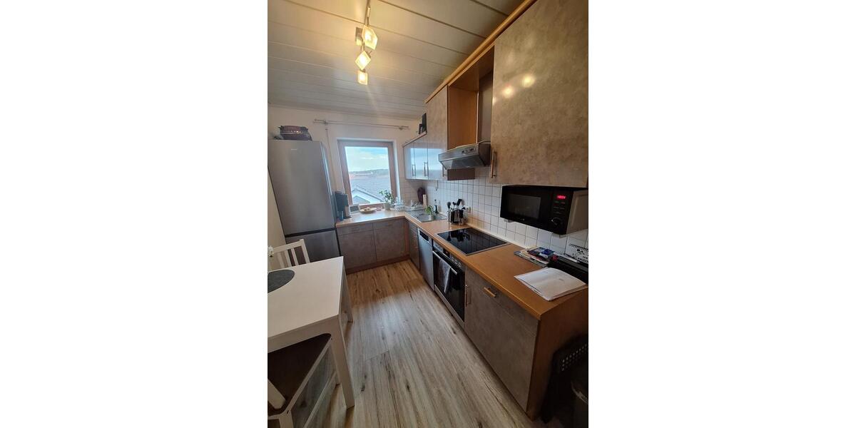 Etagenwohnung Schwandorf - 3 Zimmer, 66 m&sup2;, 670&euro; | Angebot:26396933