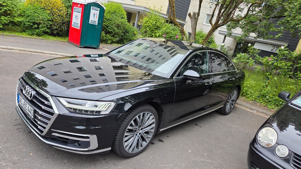Audi A8 121.200 km 36.000 &euro; Wiesbaden 65197