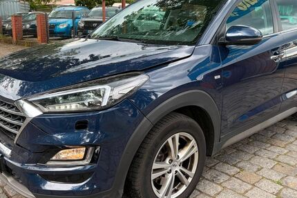 Hyundai TUCSON 248.000 km 10.899 &euro; berlin 12527