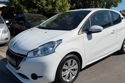 Peugeot 208 88.000 km 4.999 &euro; Bardowick 21357