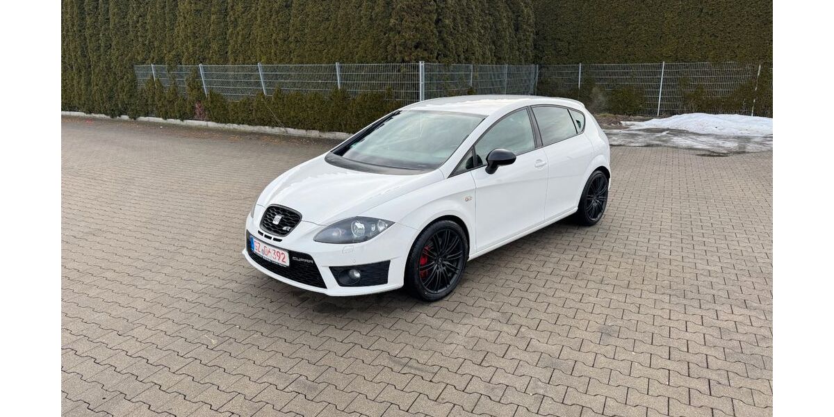 Seat Leon 156.500 km 8.990 &euro; Kötz 89359