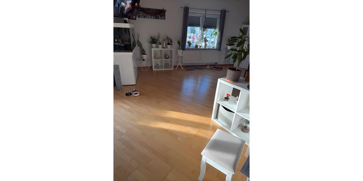 Dachgeschoßwohnung Gera Debschwitz - 2 Zimmer, 80 m&sup2;, 810&euro; | Angebot:25418616