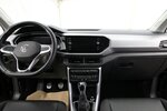 VW T-Cross TSI OPF Active LED+NAVI+KAMERA+ACC 46.636 km 18.900 &euro; Hagenow 19230